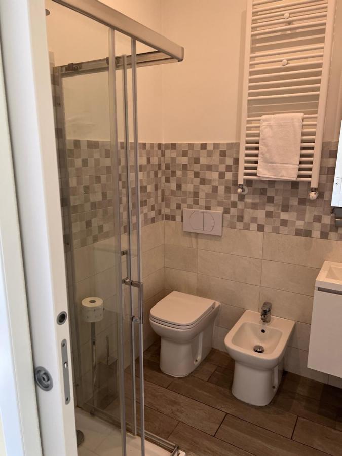 M97&Rooms 97 Macchi Milan Bagian luar foto