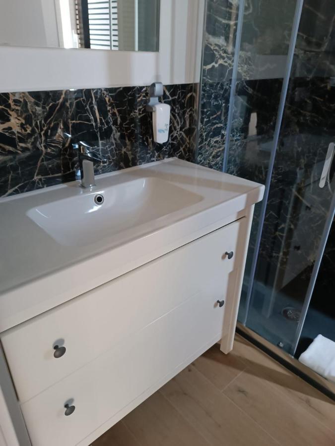 M97&Rooms 97 Macchi Milan Bagian luar foto